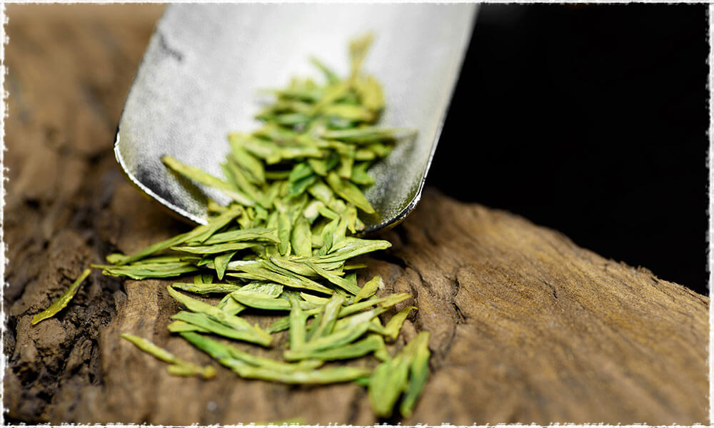 Feuilles sèches de Long Jing